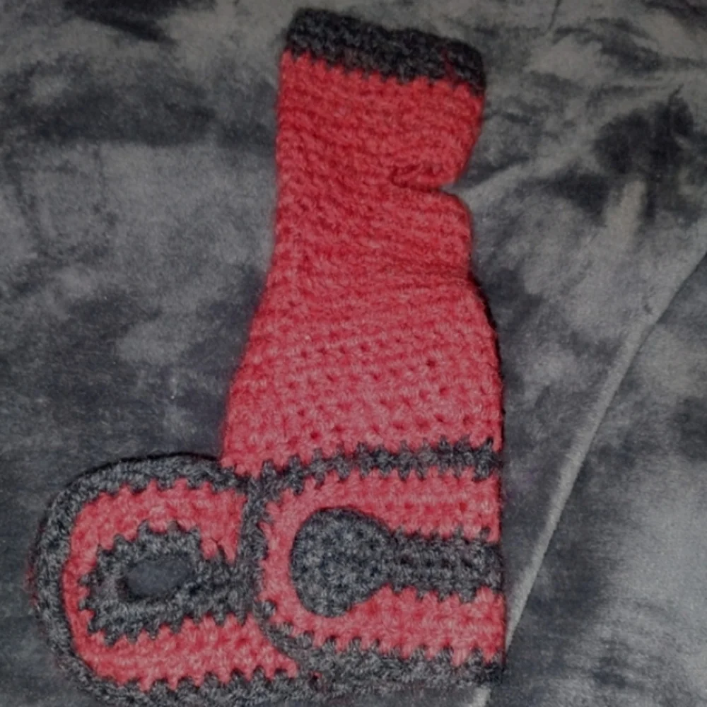 Crochet Fingerless Gloves with Button Closure NEW